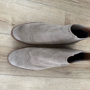 Men's Thomas & Vine Gray Suede Dress Shoes